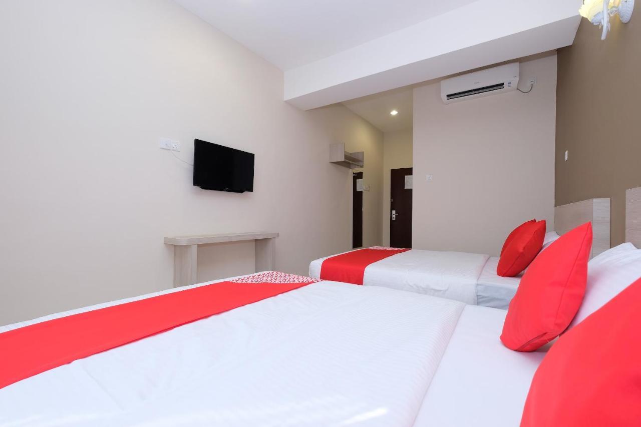 Super Oyo 43935 Mancalin Hotel Kuantan Buitenkant foto