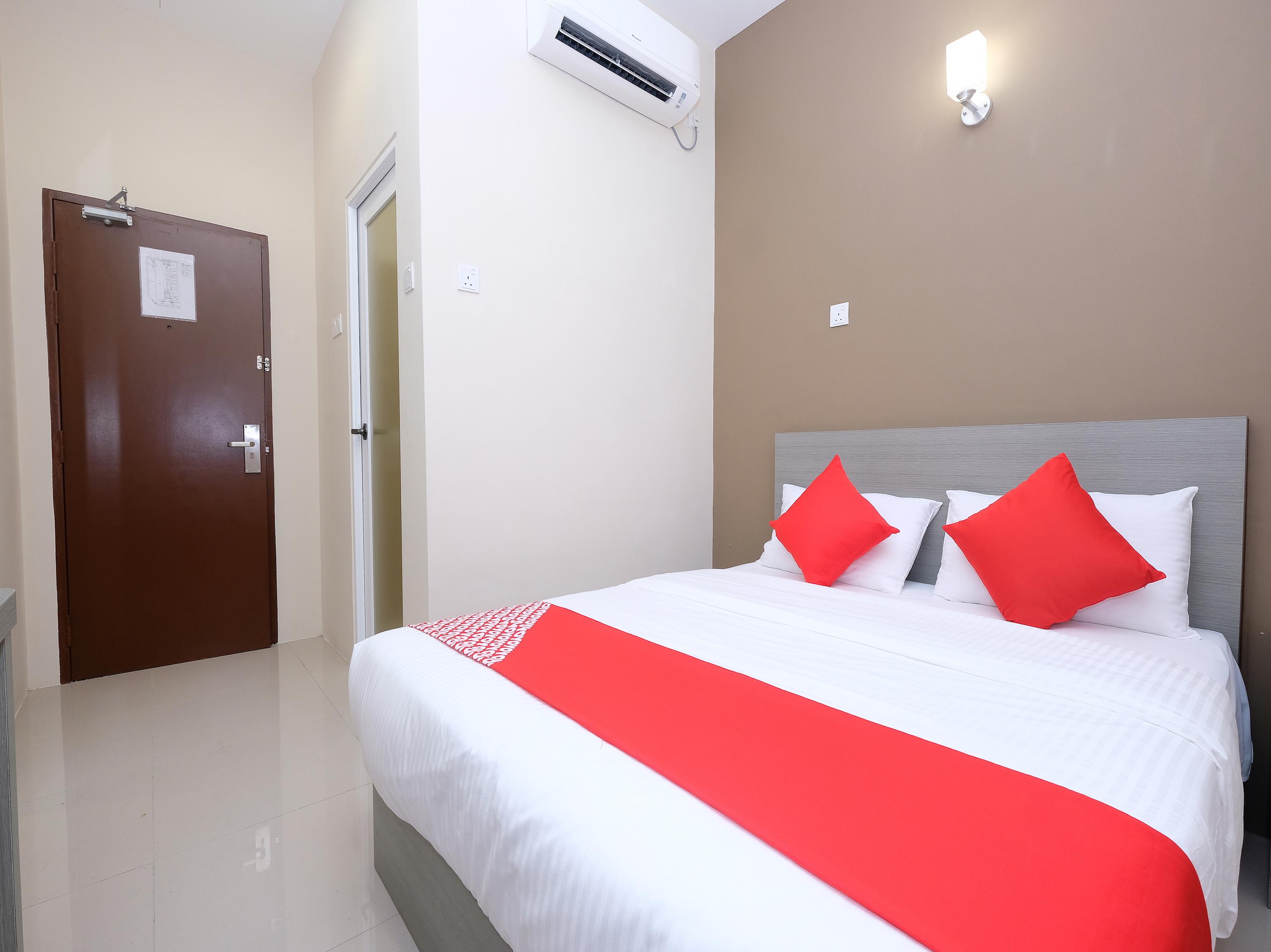 Super Oyo 43935 Mancalin Hotel Kuantan Buitenkant foto