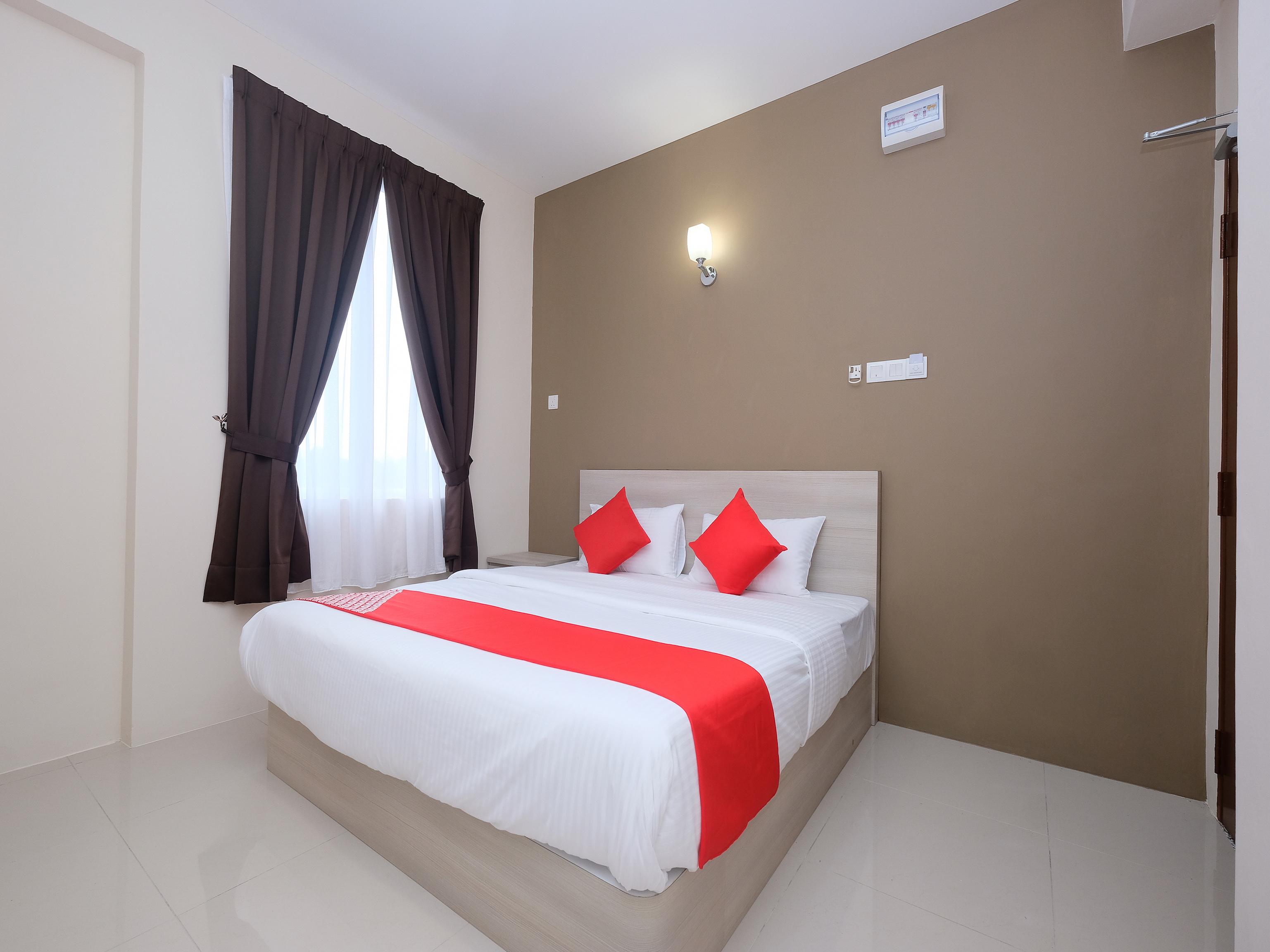 Super Oyo 43935 Mancalin Hotel Kuantan Buitenkant foto